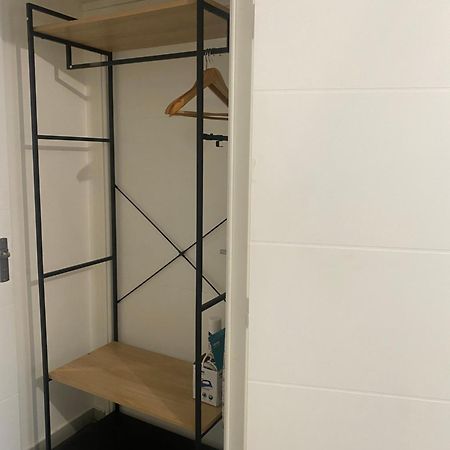 Chambre Privee Sdb Kitchenette Proche De Paris Saint-Ouen  Exterior photo