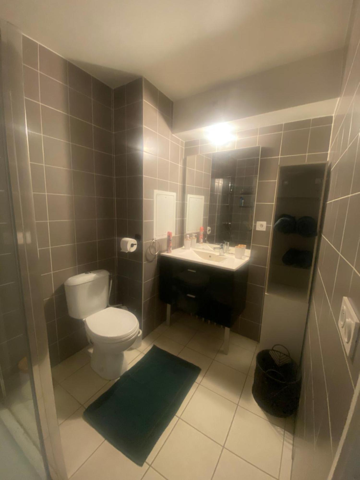 Chambre Privee Sdb Kitchenette Proche De Paris Saint-Ouen  Exterior photo